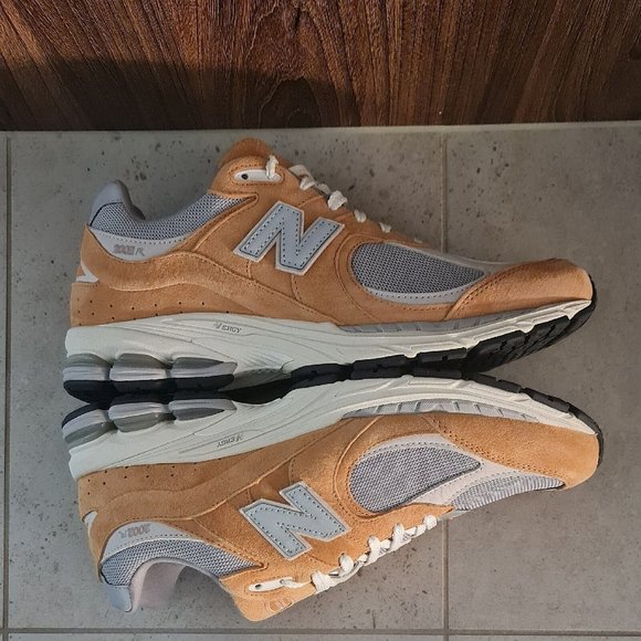 Size 11 - New Balance 2002R Sweet Caramel 2022 M2002RHM